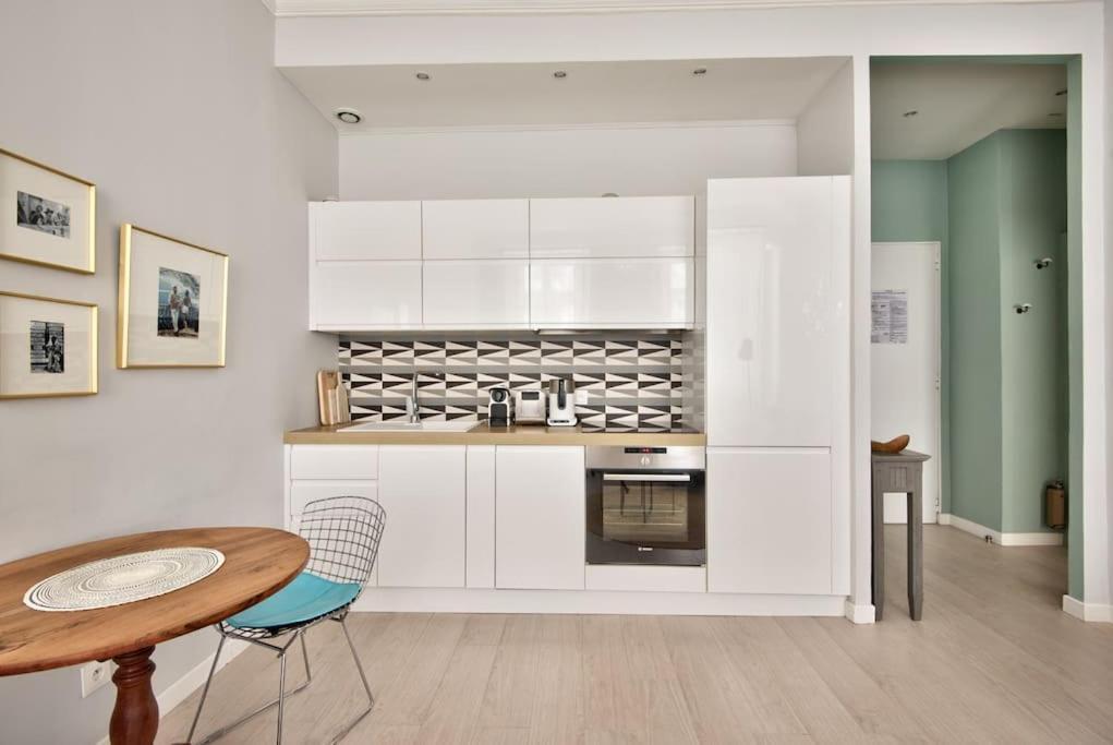 Very Nice 2P With All Comfort, City Center Ac/Wifi Exterior foto